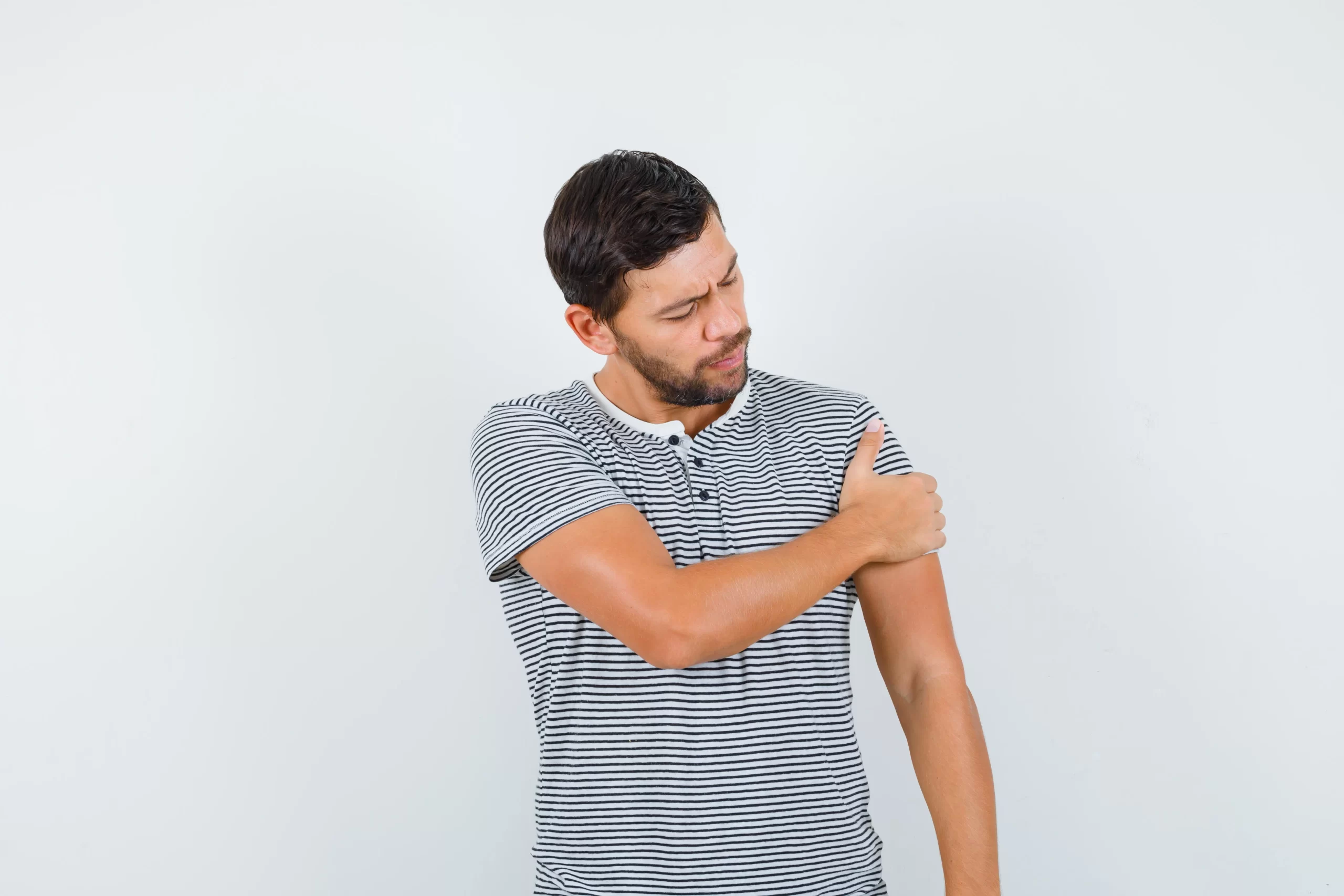 درد بازوی چپ